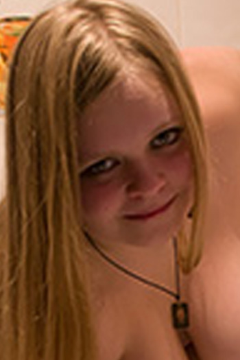 yada is a huge girl with massive tits